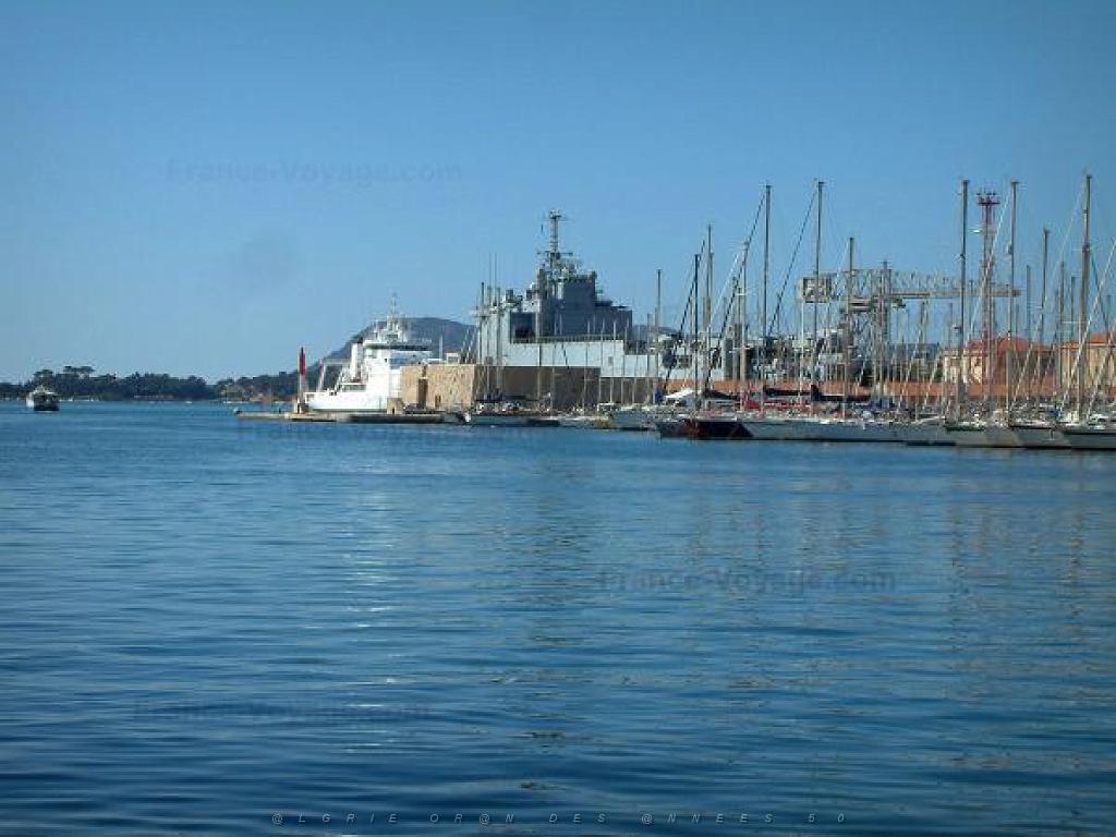 183 TOULON ET SA RADE (156).jpg